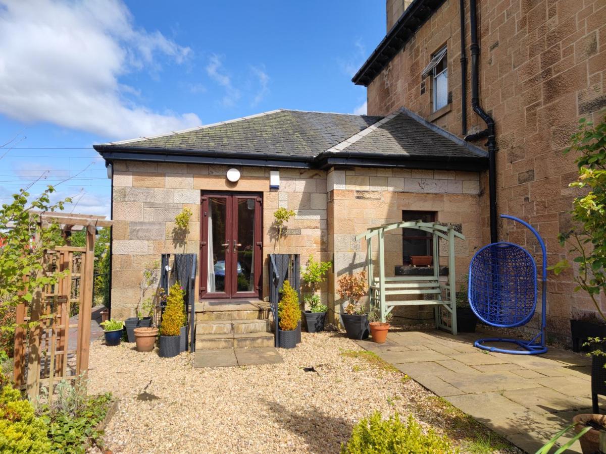 Beautiful Self Contained Apartment With Garden Glasgow Bagian luar foto